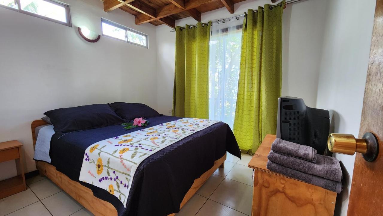 Cabanas Manuto Hanga Roa Exterior foto