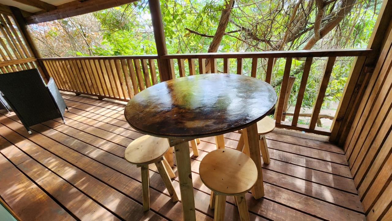 Cabanas Manuto Hanga Roa Exterior foto
